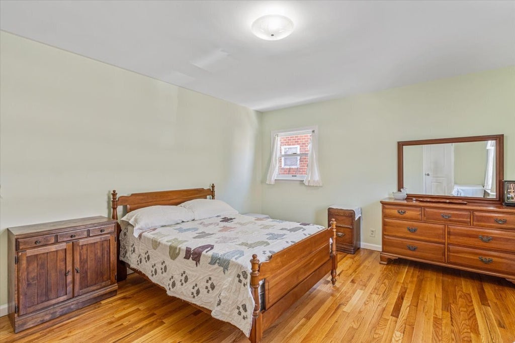 15 of 30 - 141-48 Pershing Crescent, New York City, NY
