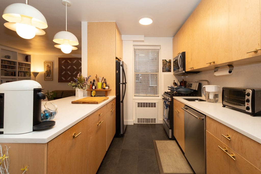 5 of 12 - 36-58 Dahill Road 3c, New York City, NY
