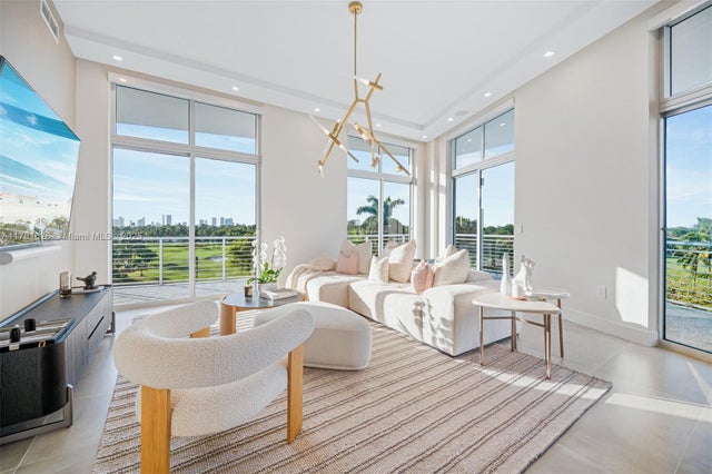 1 of 54 - 2001 Meridian Ave 514, Miami Beach, FL