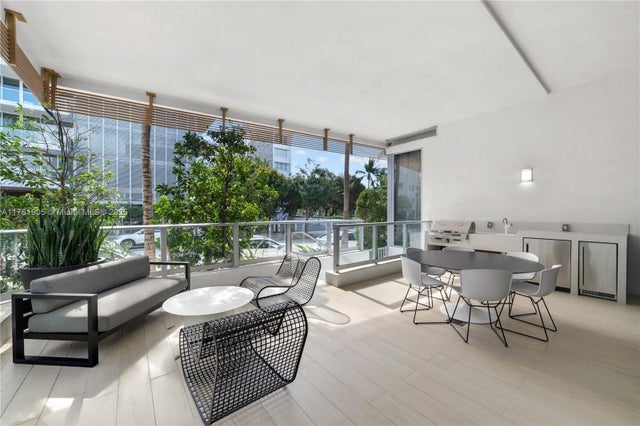 5 of 29 - 304 Ocean Dr 102, Miami Beach, FL