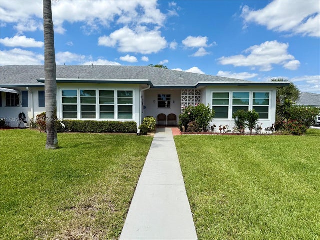 3 of 40 - 1075 Circle Dr D, Delray Beach, FL