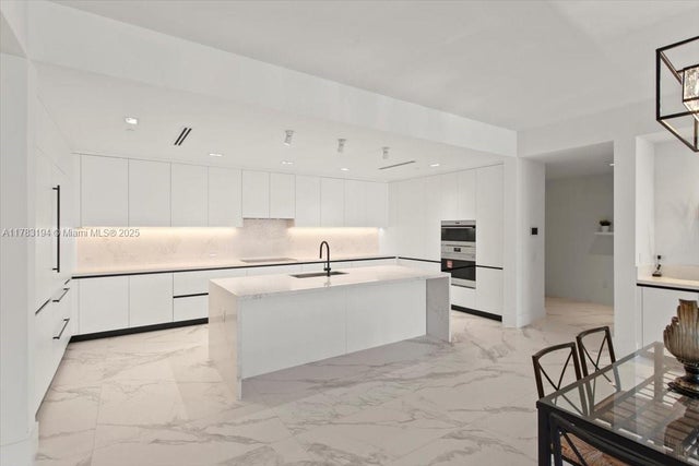 5 of 32 - 160 Isle Of Venice Dr. 403, Fort Lauderdale, FL
