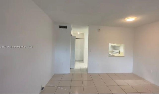 1 of 7 - 271 Nw 177th St B-216, Miami Gardens, FL