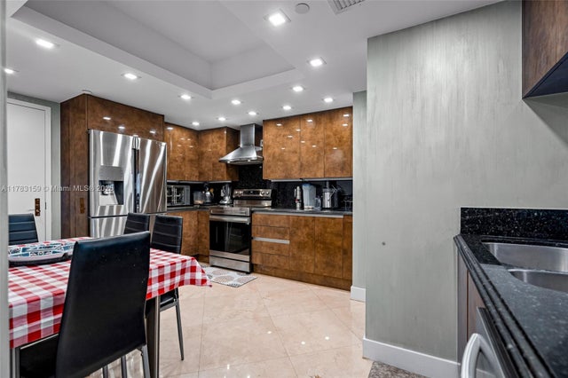 5 of 27 - 9559 Collins Ave S8-f, Surfside, FL