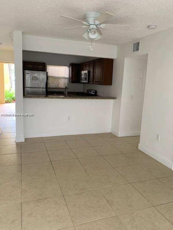 1522 Lake Crystal Dr B, West Palm Beach