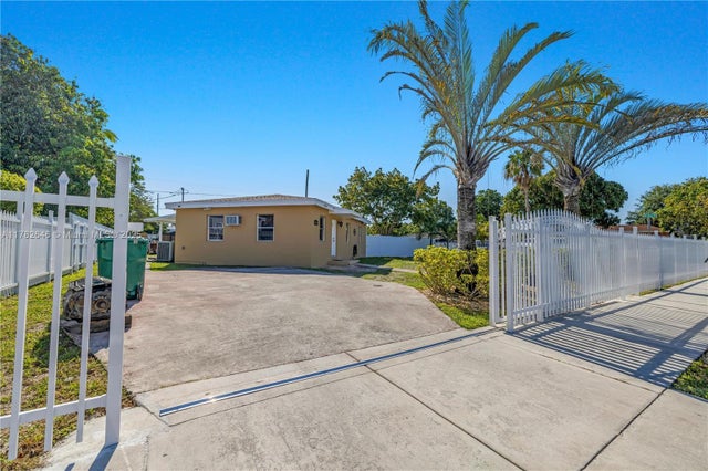 15231 Nw 28th Pl, Miami Gardens