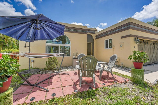 4 of 49 - 5416 San Roma Cir, Lake Worth, FL