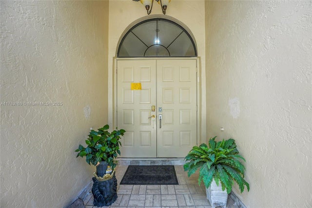 5 of 49 - 5416 San Roma Cir, Lake Worth, FL