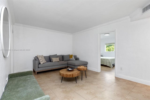 4 of 27 - 81 Edgewater Dr 203, Coral Gables, FL