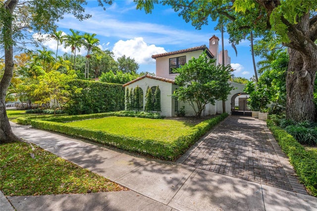 4 of 40 - 628 Ne 59th St, Miami, FL