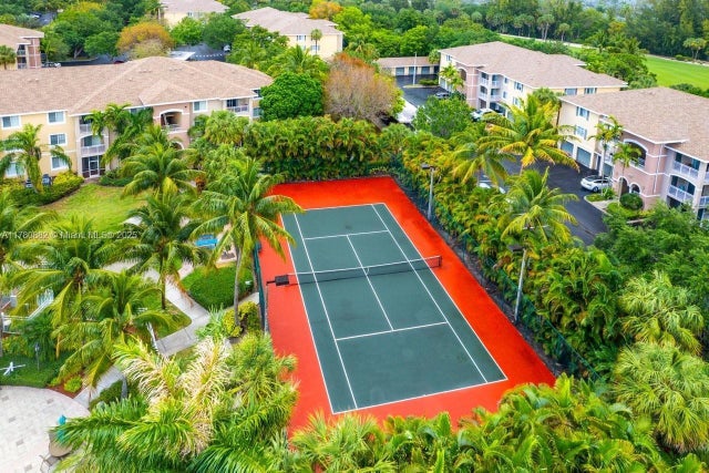 4 of 19 - 6410 Emerald Dunes Dr 206, West Palm Beach, FL