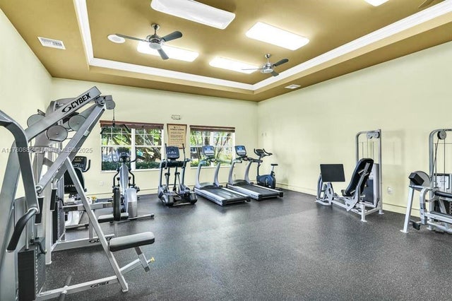5 of 19 - 6410 Emerald Dunes Dr 206, West Palm Beach, FL