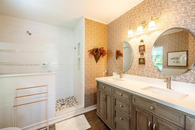 1 of 27 - 9909 Nw 52nd Ln, Doral, FL