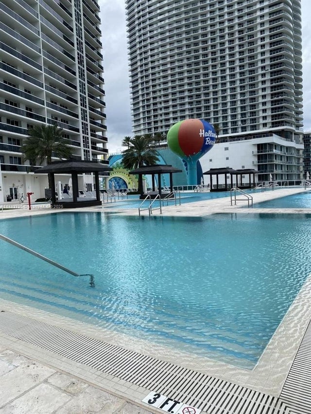 5 of 23 - 1830 S Ocean Dr 2212, Hallandale Beach, FL