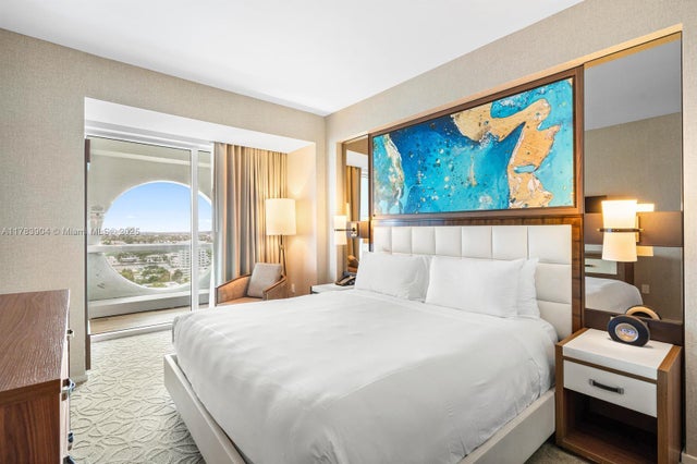 4 of 39 - 551 N Fort Lauderdale Beach Blvd H1403, Fort Lauderdale, FL