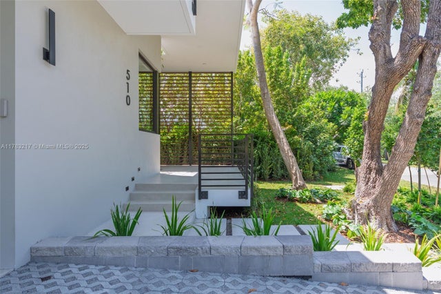 4 of 47 - 510 Ne 52nd St, Miami, FL
