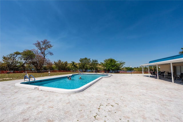 5 of 44 - 4900 Nw 13th Ter, Deerfield Beach, FL