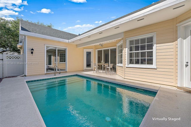 1 of 20 - 248 Honeysuckle Dr, Jupiter, FL