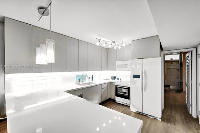 3 of 28 - 322 Taylor St 1d, Hollywood, FL