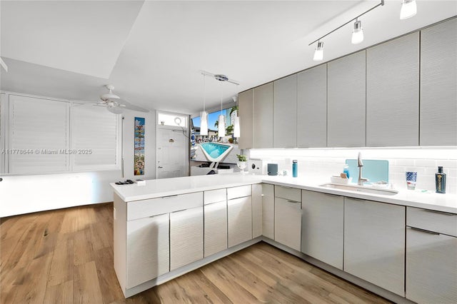 5 of 28 - 322 Taylor St 1d, Hollywood, FL