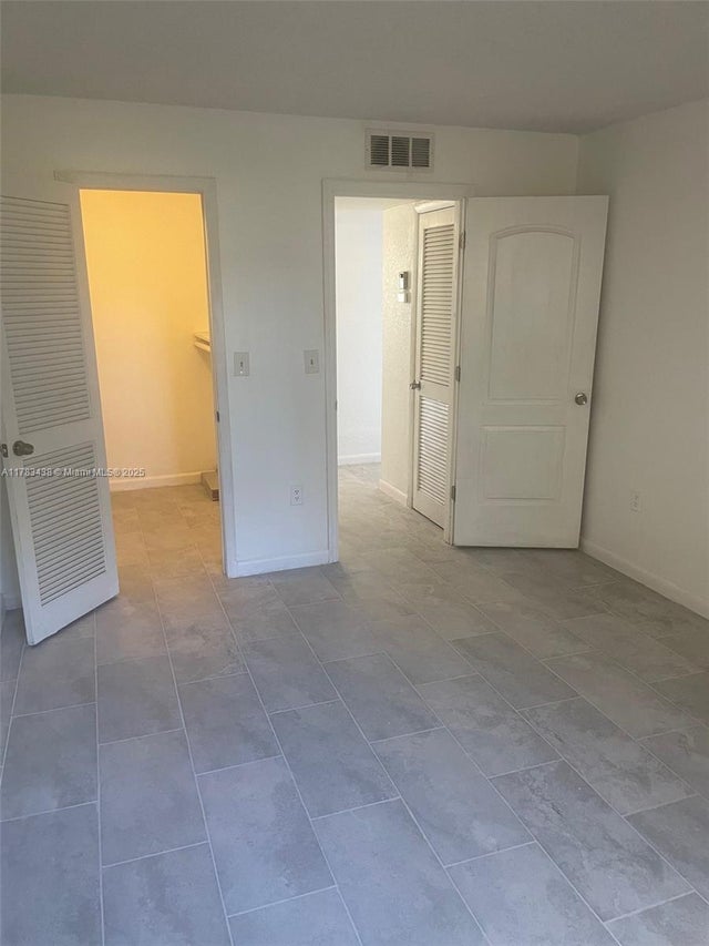 5 of 31 - 8500 Sunrise Lakes Blvd 106, Sunrise, FL