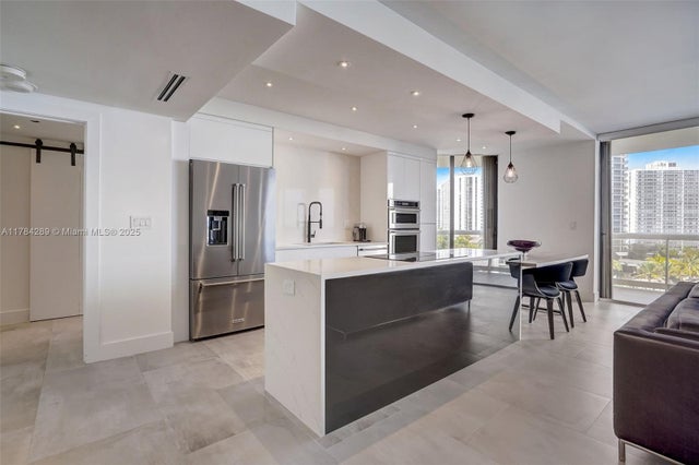 1 of 38 - 20191 E Country Club Dr 802, Aventura, FL