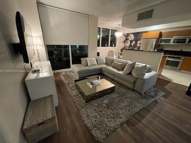 5 of 24 - 253 Ne 2nd St 1008, Miami, FL