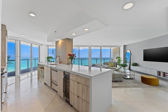 1 of 32 - 7330 Ocean Ter 20-b, Miami Beach, FL