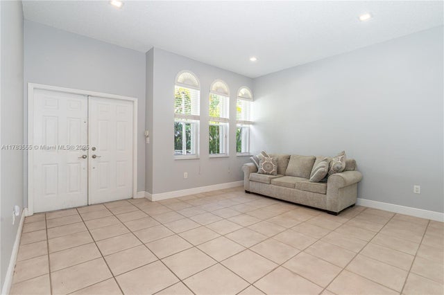 3 of 28 - 284 Royal Cove Way, Davie, FL