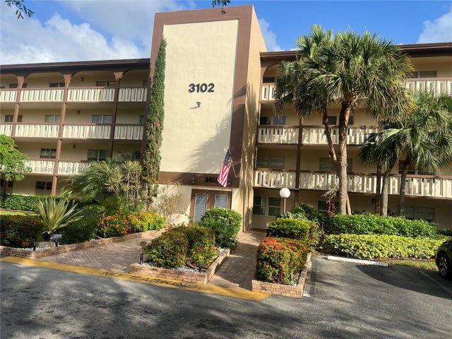 2 of 27 - 3102 Portofino Pt M2, Coconut Creek, FL