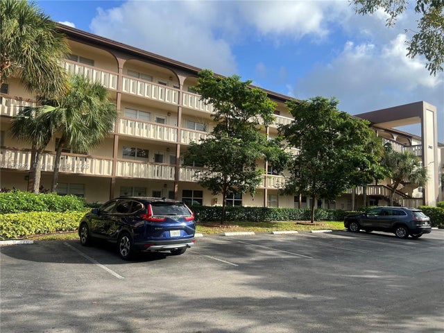 3 of 27 - 3102 Portofino Pt M2, Coconut Creek, FL