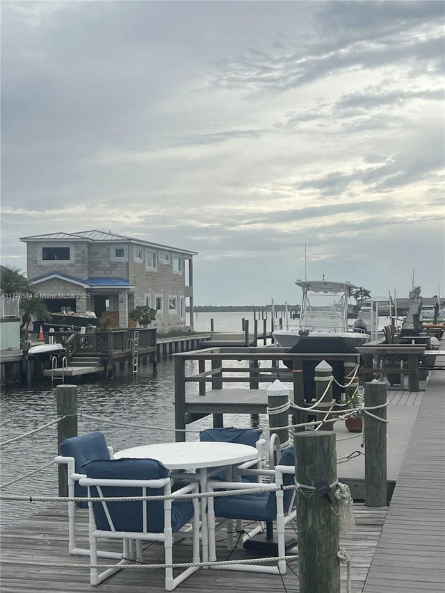 2 of 9 - 2064 Nettles Blvd, Jensen Beach, FL