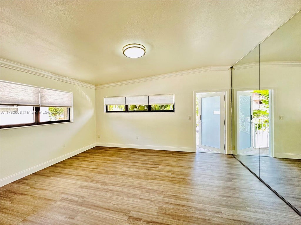 3751 Ne 170th St 2, North Miami Beach