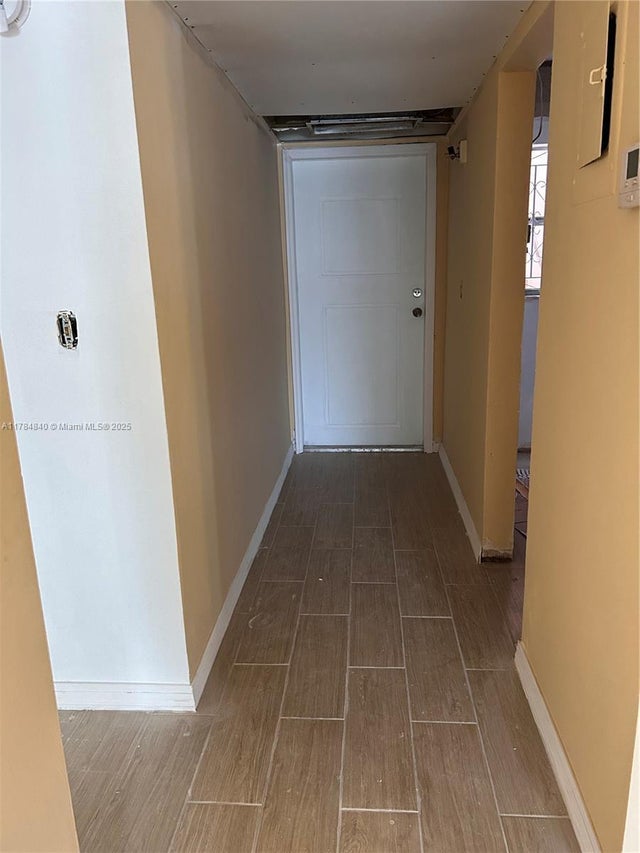 2 of 18 - 18900 Ne 3rd Ct 520, Miami, FL