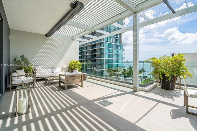 1 of 71 - 650 Ne 32nd St Bh6, Miami, FL