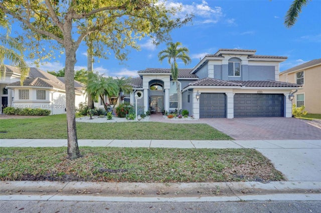 1 of 41 - 1322 Nw 139th Ave, Pembroke Pines, FL