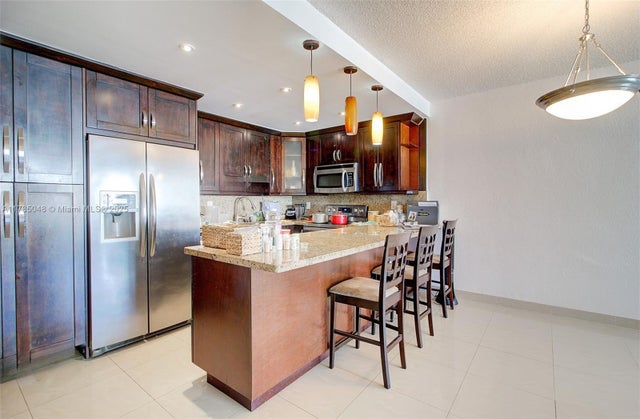 3 of 41 - 19380 Collins Ave 1002, Sunny Isles Beach, FL