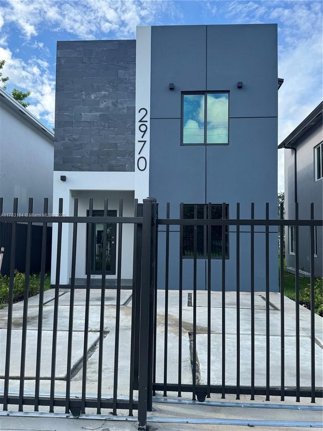 1 of 26 - 2970 Nw 45, Miami, FL