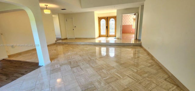 2 of 39 - 22310 Cameo Dr E, Boca Raton, FL