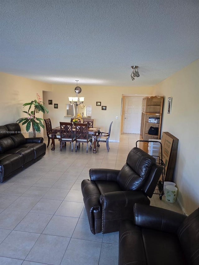 5 of 11 - 901 Sw 128th Ter 407a, Pembroke Pines, FL
