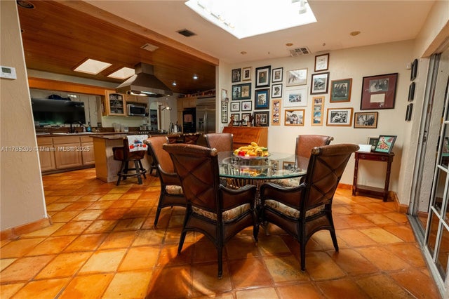 3 of 27 - 8001 Sw 133rd, Pinecrest, FL