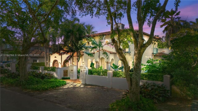 4 of 64 - 1511 Alegriano Ave, Coral Gables, FL
