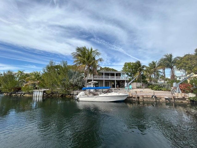 1 of 55 - 120 Captains Ct, Islamorada, FL