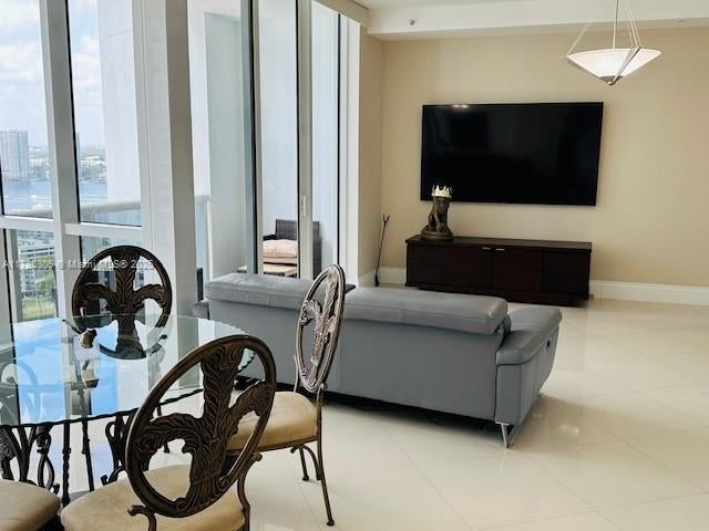 5 of 37 - 18201 Collins Ave 3407, Sunny Isles Beach, FL