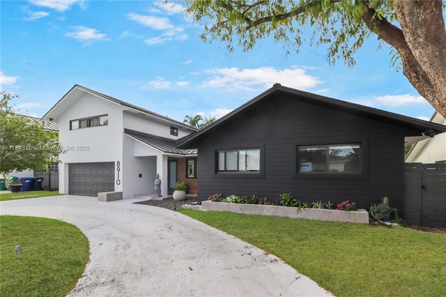 1 of 31 - 8910 Sw 159th Ter, Palmetto Bay, FL
