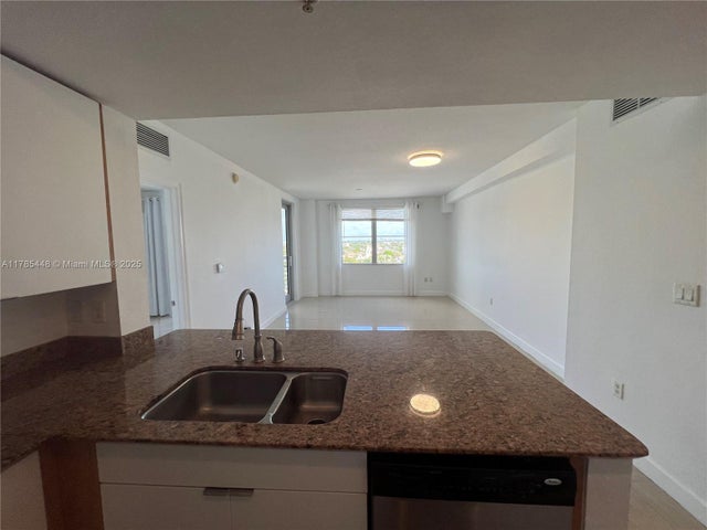 4 of 22 - 1830 Radius Dr 909, Hollywood, FL
