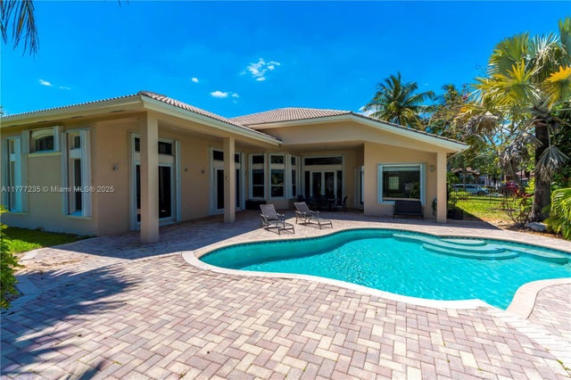 1 of 72 - 3432 Dovecote Meadow Ln, Davie, FL