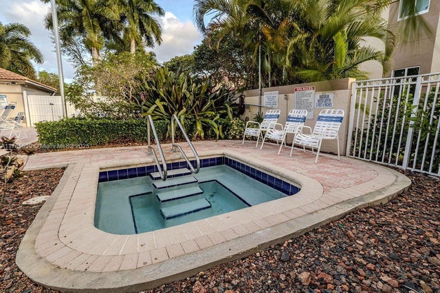 5 of 35 - 6500 Via Regina 8, Boca Raton, FL