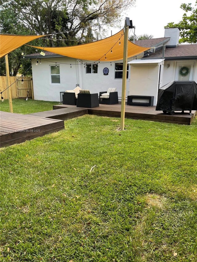 2 of 19 - 261 Nw 46th St, Miami, FL