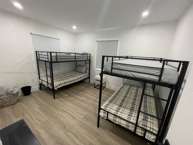 5 of 19 - 261 Nw 46th St, Miami, FL